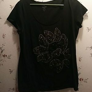Cute black flower shirt