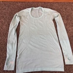 Lululemon activewear long sleeve