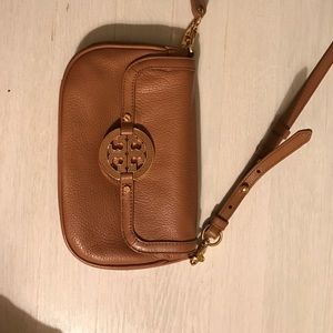 Tory burch crossbody bag