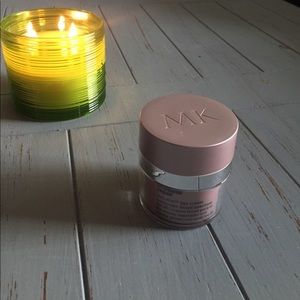 MK Timewise volunteer-firm daycream