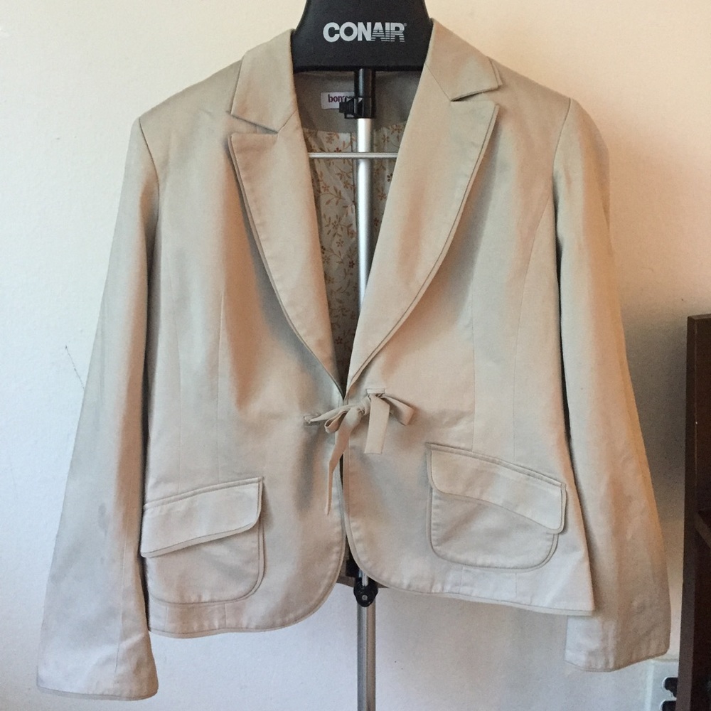 Beige blazer