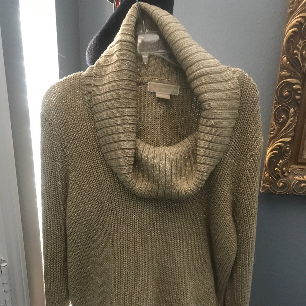 ⭐️ FINAL SALE ⭐️ Michael Kors Gold Sweater - Picture 1 of 5