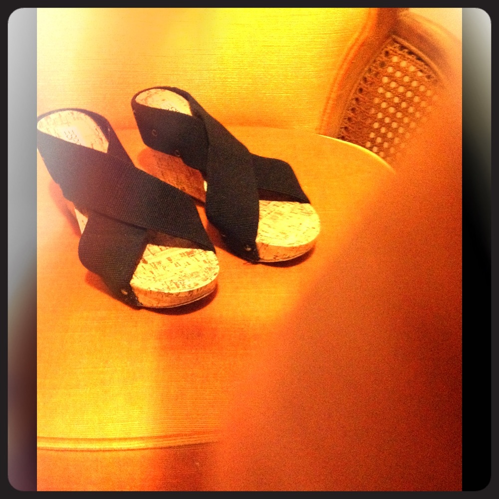 Sandles