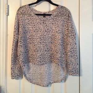 Jessica Simpson light weight knit sweater
