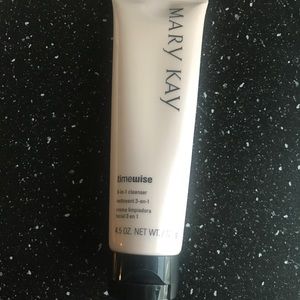 Mary Kay 3in 1 cleanser
