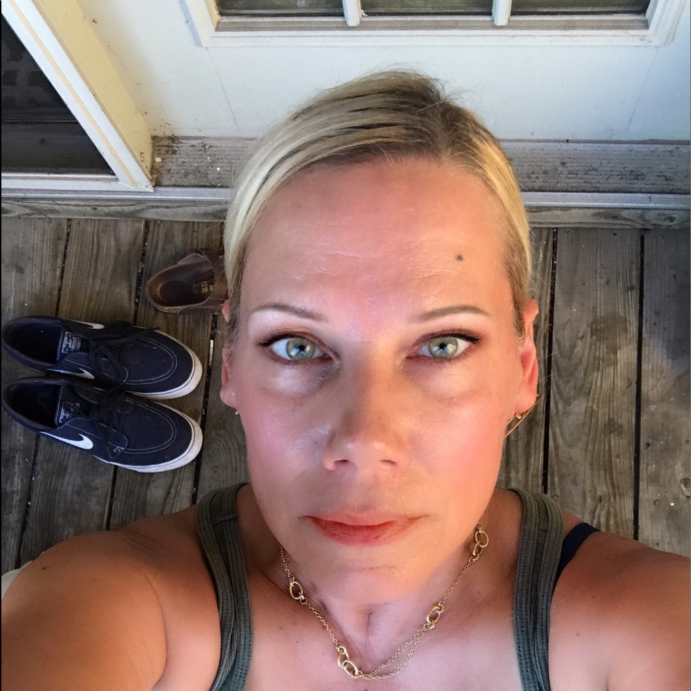 Meet your Posher, Karen