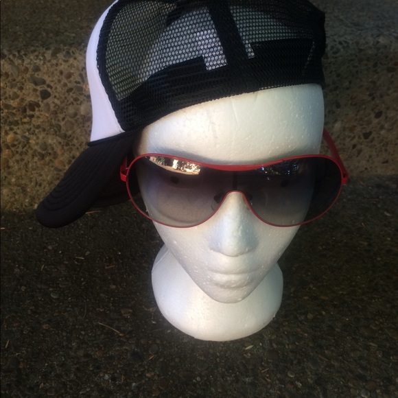 Black and white Trucker mesh hat Brand new Snap - Picture 5 of 7