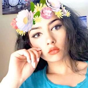 Meet your Posher, Sanya