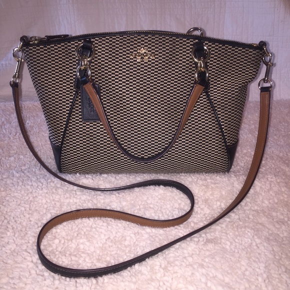 Coach Handbags - Coach Purse