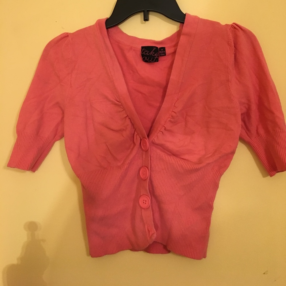 Adorable pink short cardigan.