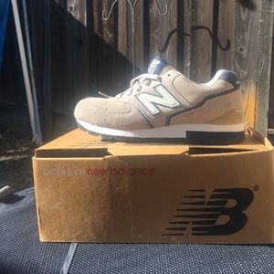 New Balance 594 Classic size 6 1/2 Women's