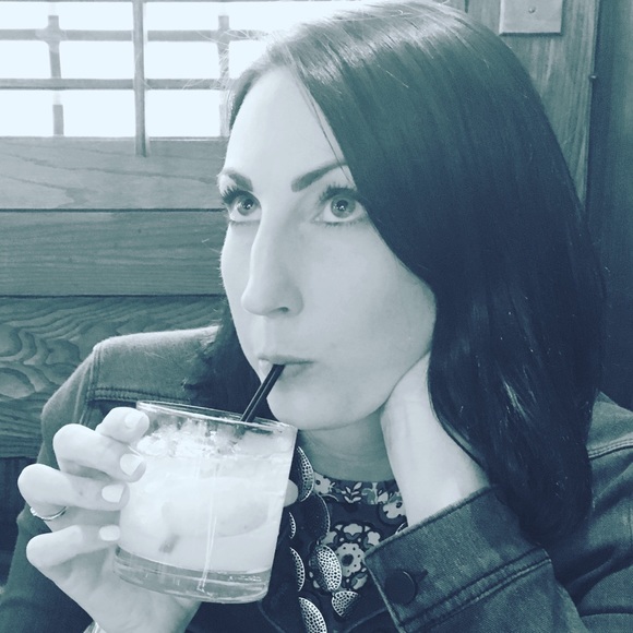 Meet your Posher, Diana - Picture 1 of 1