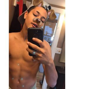 Meet your Posher, José