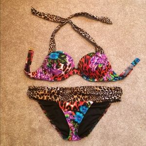 VS Bombshell push-up bikini swimsuit