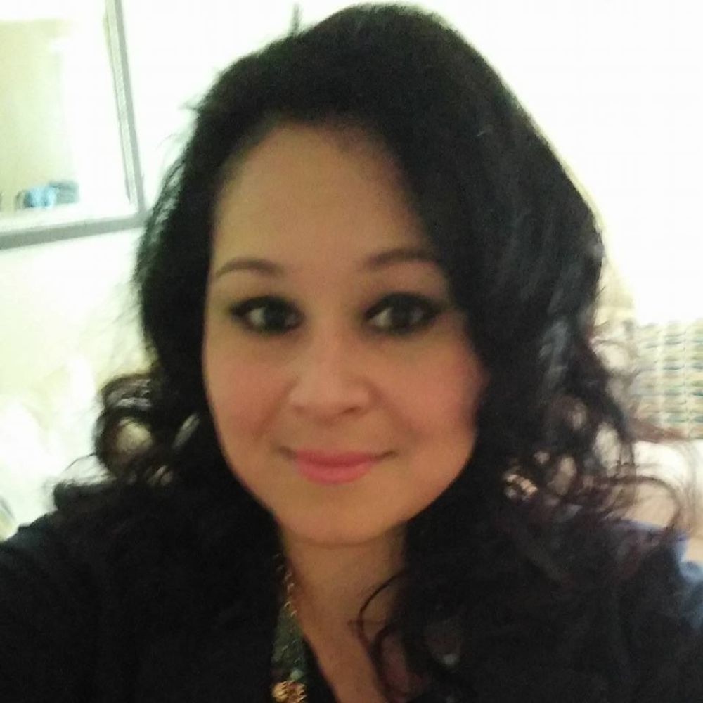 Meet your Posher, Nohemi