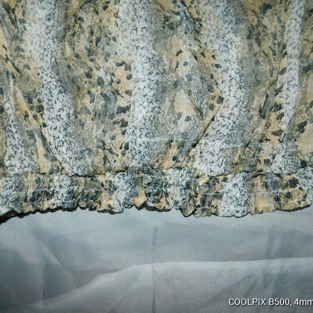 Sheer Button Up Top - Picture 5 of 6