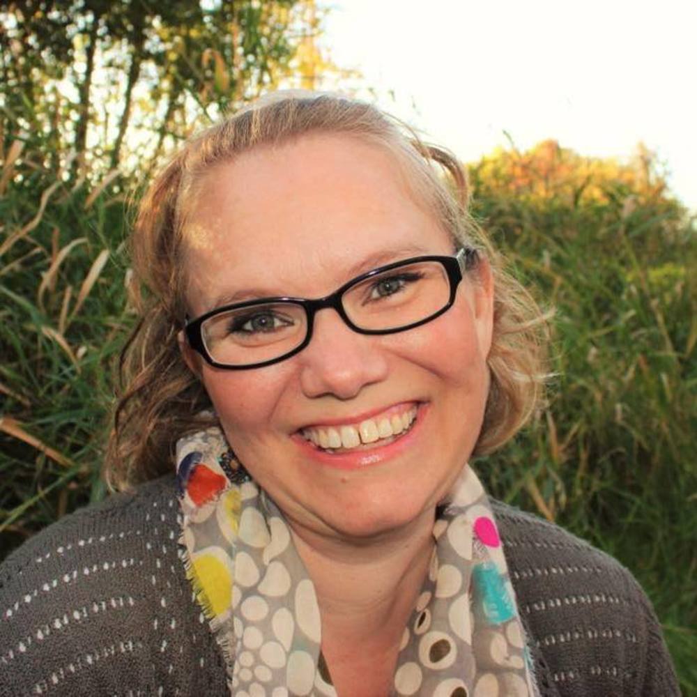 Meet your Posher, Chena