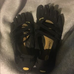 Vibrams size 38 (women's 7-8)