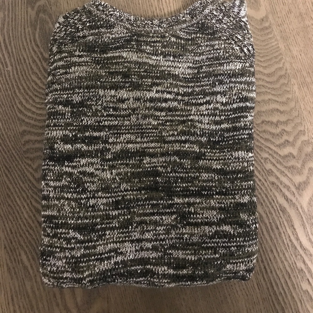 H and M L Crewneck Sweater