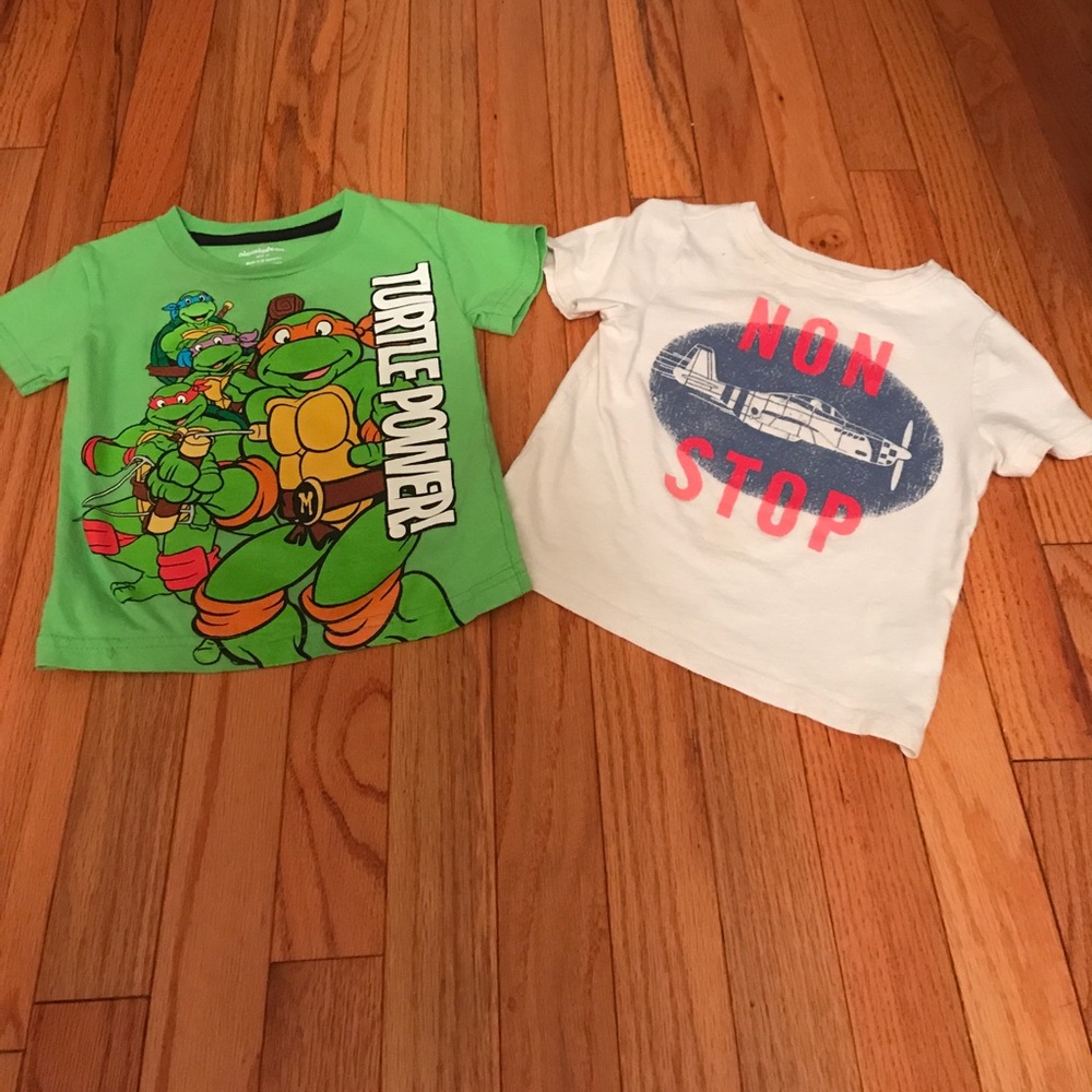 Bundle of 2 boys tees