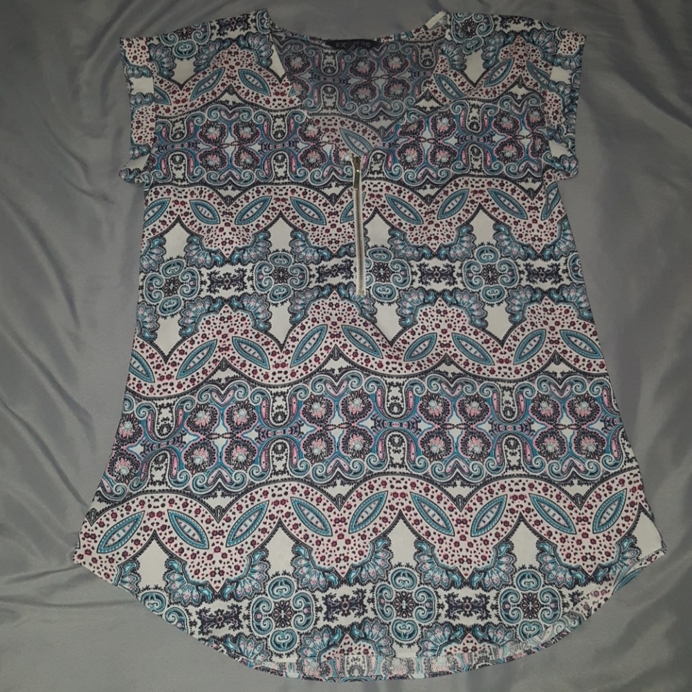 🚨FINAL SALE 🚨🌞3 EXPRESS TOPS SALE🌞 - Picture 6 of 7