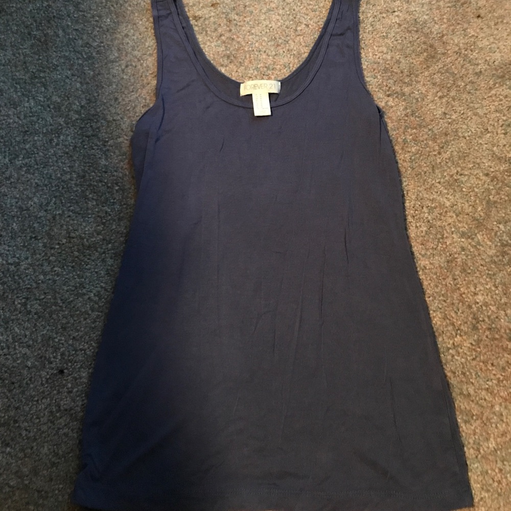 grey/blue tank