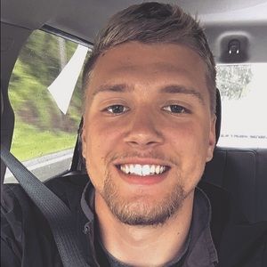Meet your Posher, Christian