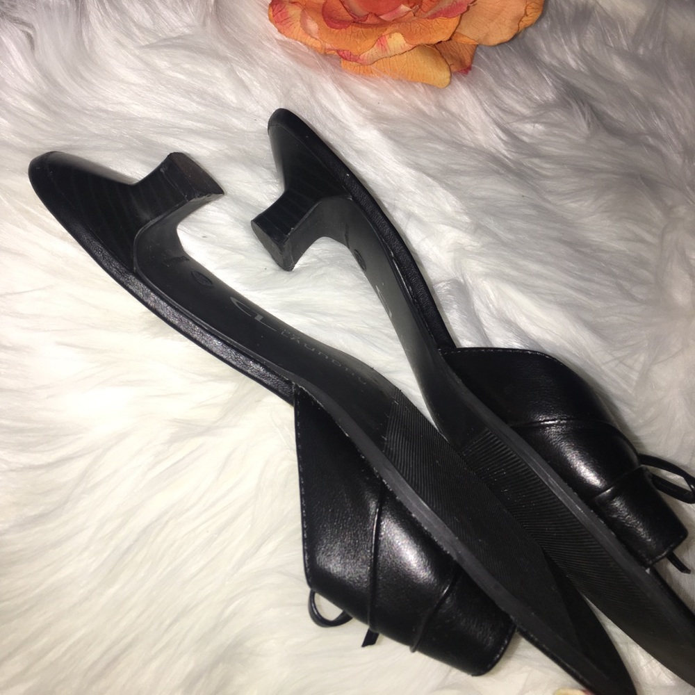 Chinese Laundry Black Slippers - Picture 4 of 4