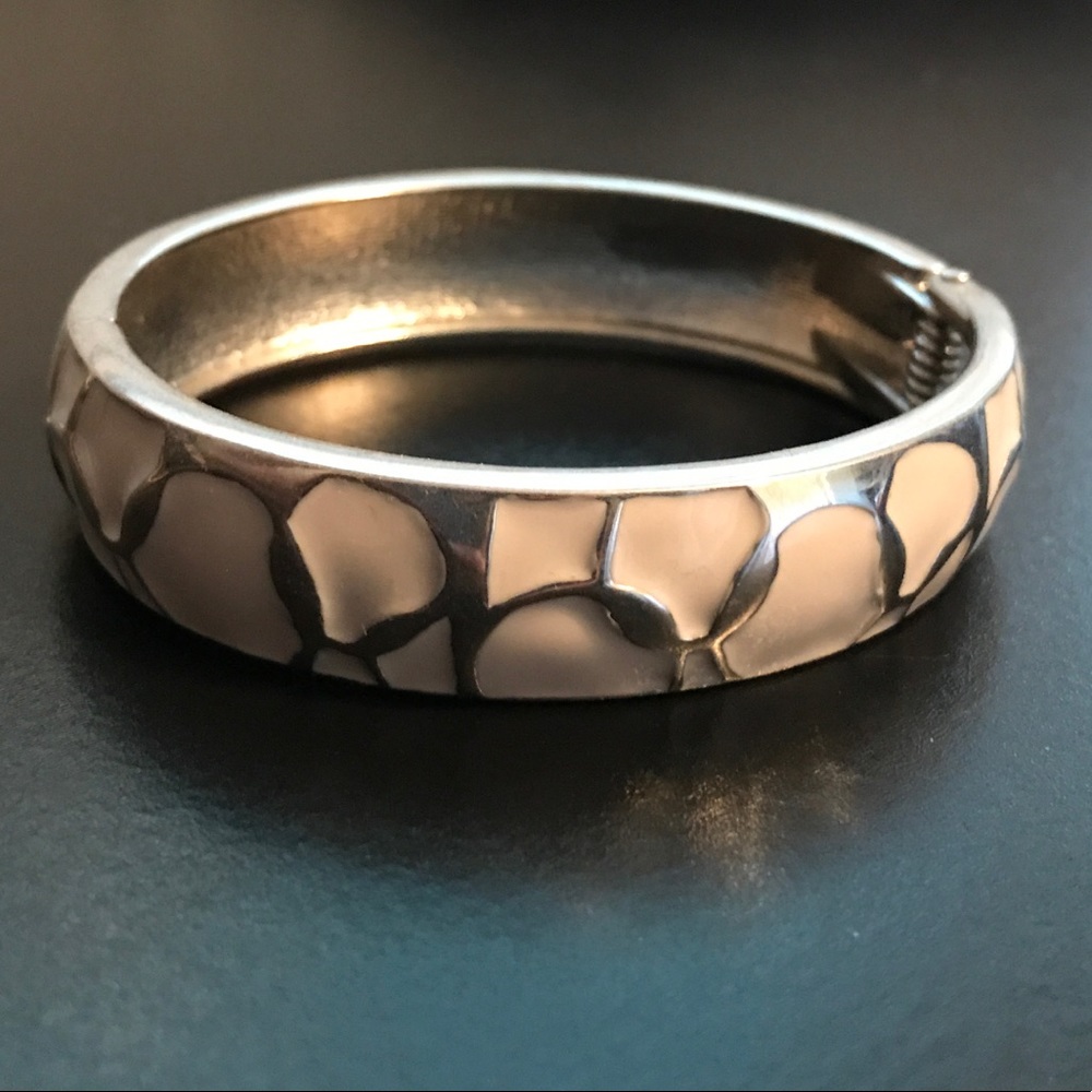 Express bracelet