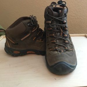 Keen hiking boots!!