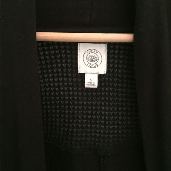 Cardigan - Picture 2 of 4