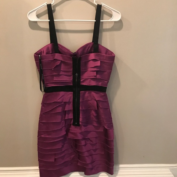 Bebe Dress - Picture 2 of 2
