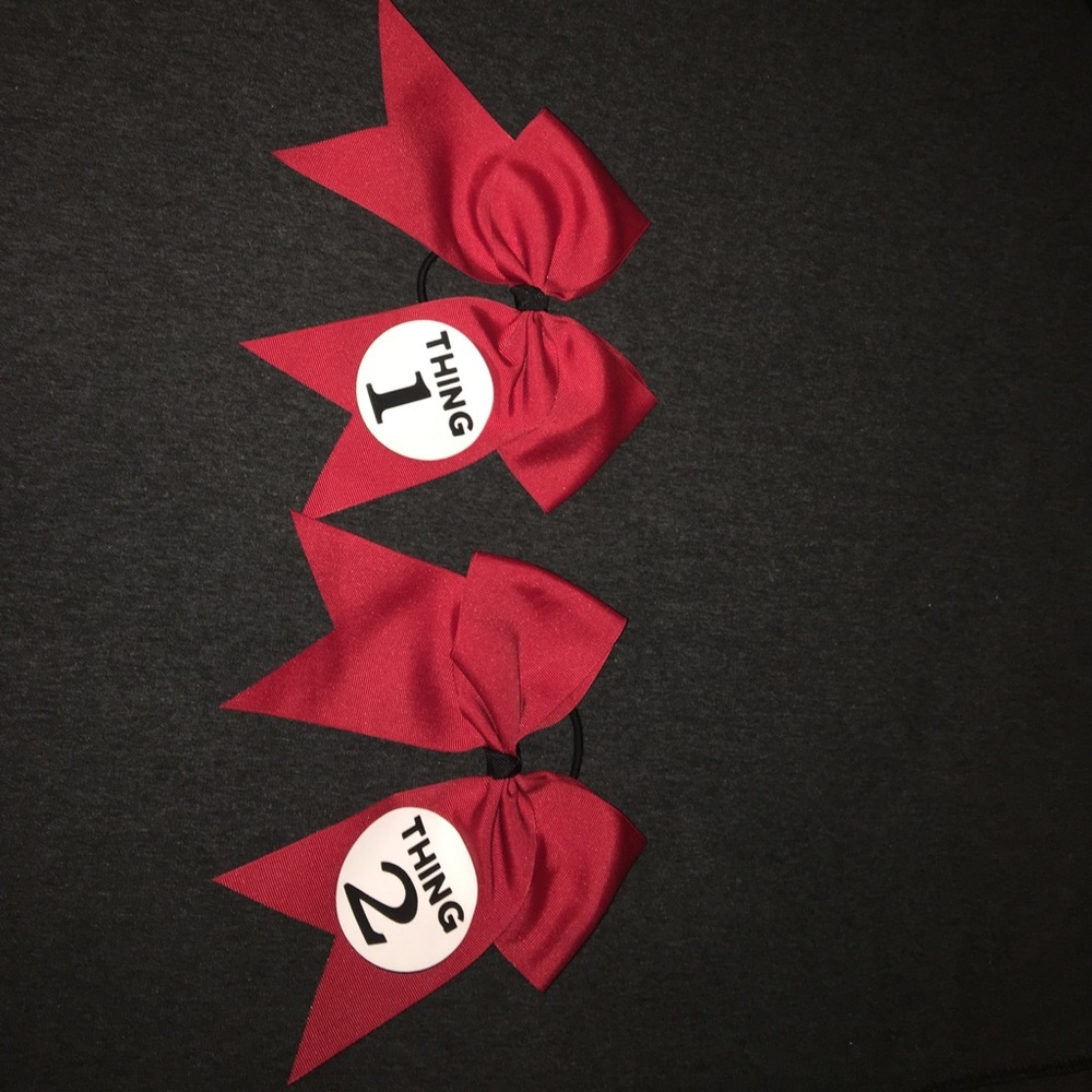 thing one and thing two bows