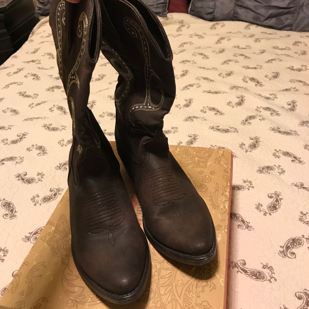 American Rag Brown Boots