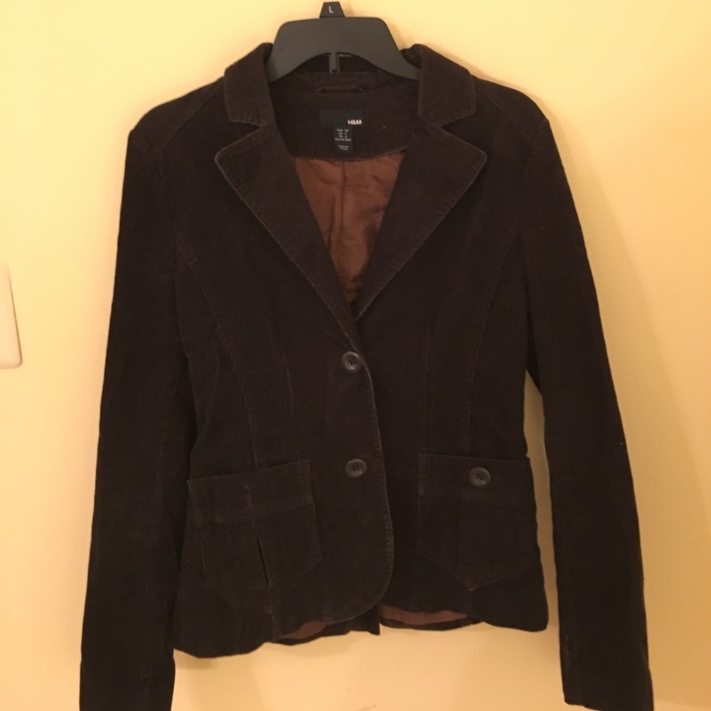 Beautiful dark brown corduroy blazer.