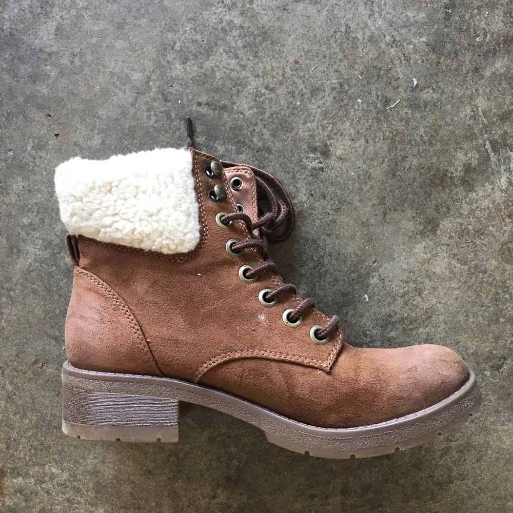 🦄 Target Brand Combat Boots