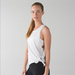 Lululemon Tie and Go Tank Size 2