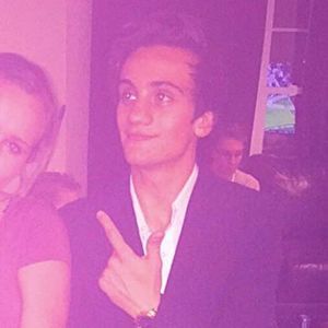 Meet your Posher, Alex