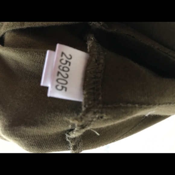 Ann Taylor Loft Top - Picture 6 of 6