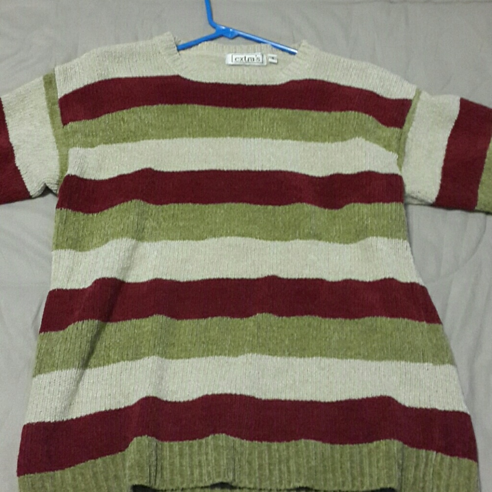 Extra 's sweater