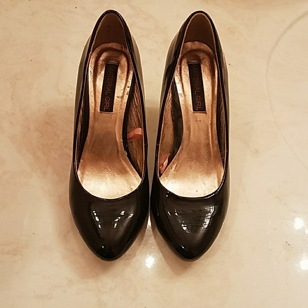Black heels