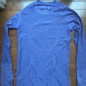 LULULEMON LONG SLEEVED TOP