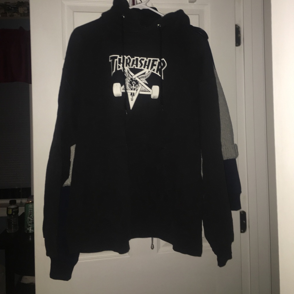 Thrasher sweatshirt