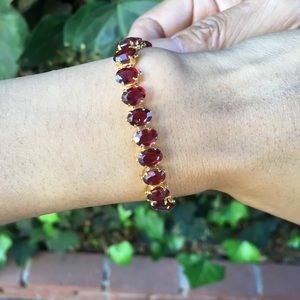 Brand new gold plated Thai gem bracelet.
