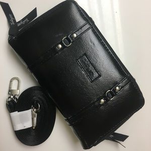 ThirtyOne Wallet (discontinued)