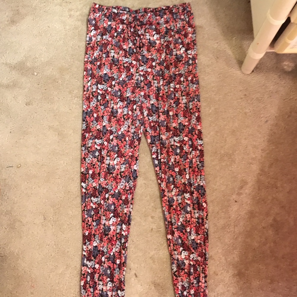 Floral very comfy pants. Lounge or stylish.