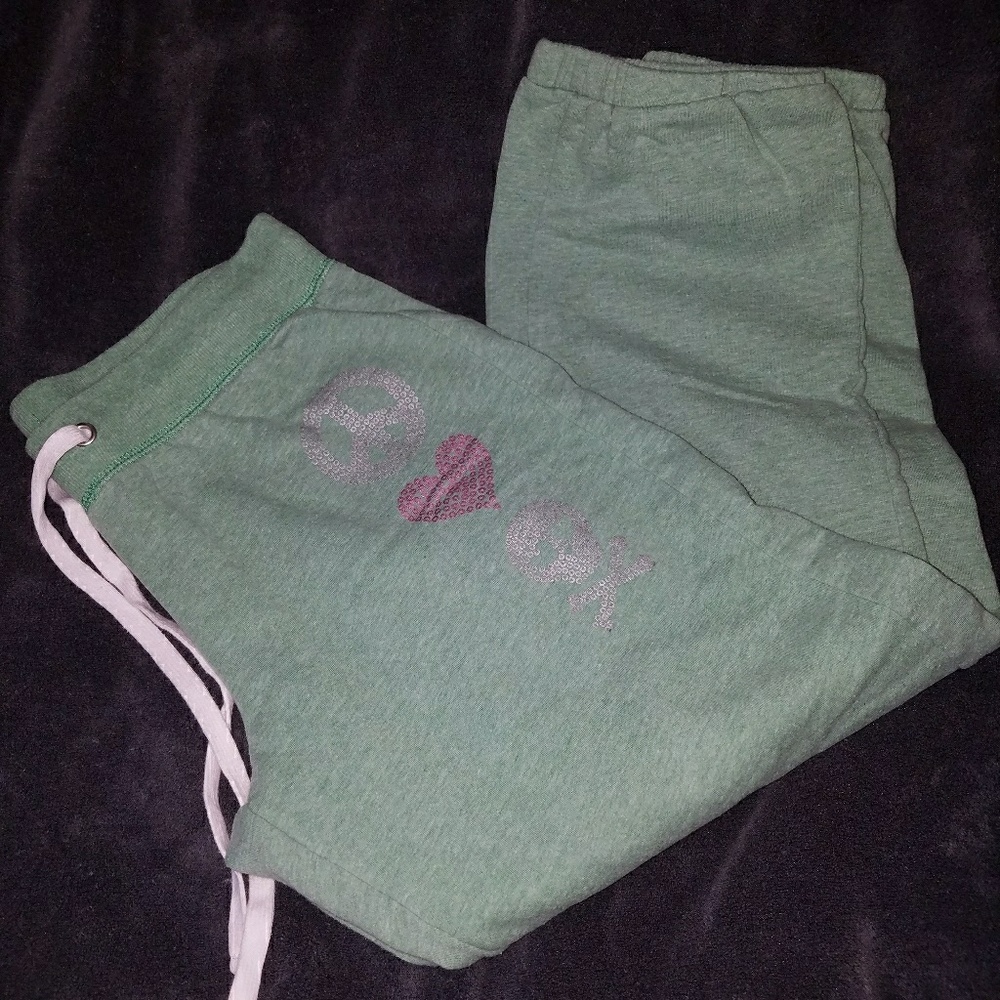 Juniors capri sweatpants