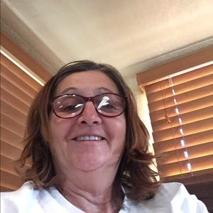 Meet your Posher, Diane