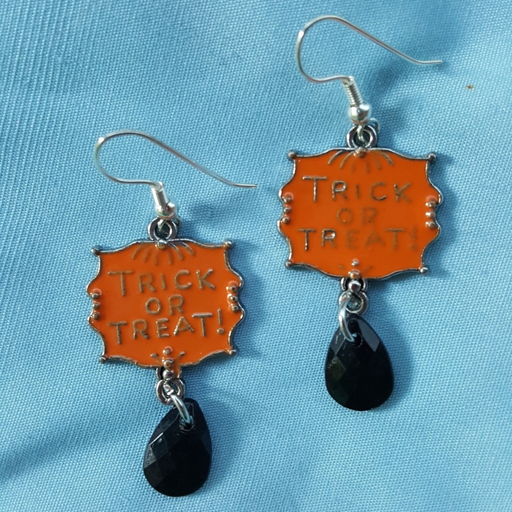 Earings- Get Ready for Halloween