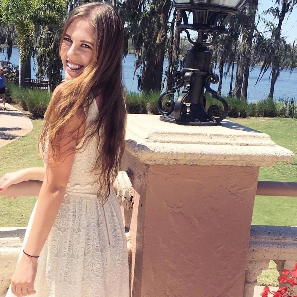 Meet your Posher, Juliette